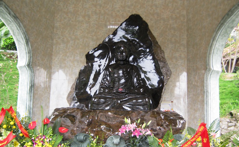 Bảo Tượng Phật Ngọc Lớn Nhất Thế Giới