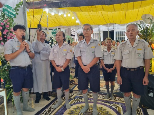 z7004306523404_84491f91e01a6ba5d1fbc324f3573586