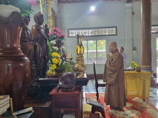 z7684038344698_a5f00b20f5f32281842a5a9c5db6ea98