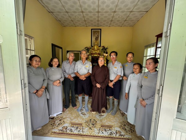 BHD.GĐPT BÀ RỊA VŨNG TÀU THĂM VIẾNG CHƯ TÔN ĐỨC TRONG MÙA VU LAN.