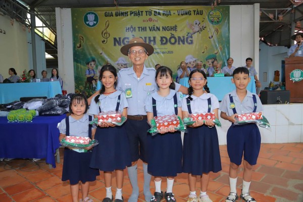 HOẠT ĐỘNG VẼ TRANH VÀ LỄ BẾ MẠC HỘI THI VĂN NGHỆ NGÀNH ĐỒNG NĂM 2026